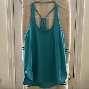 Set of 2 lululemon tank tops size 2